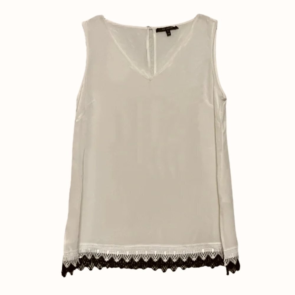 NEW St. John Cream & Black Silk & Lace Sleeveless Top Sz. M